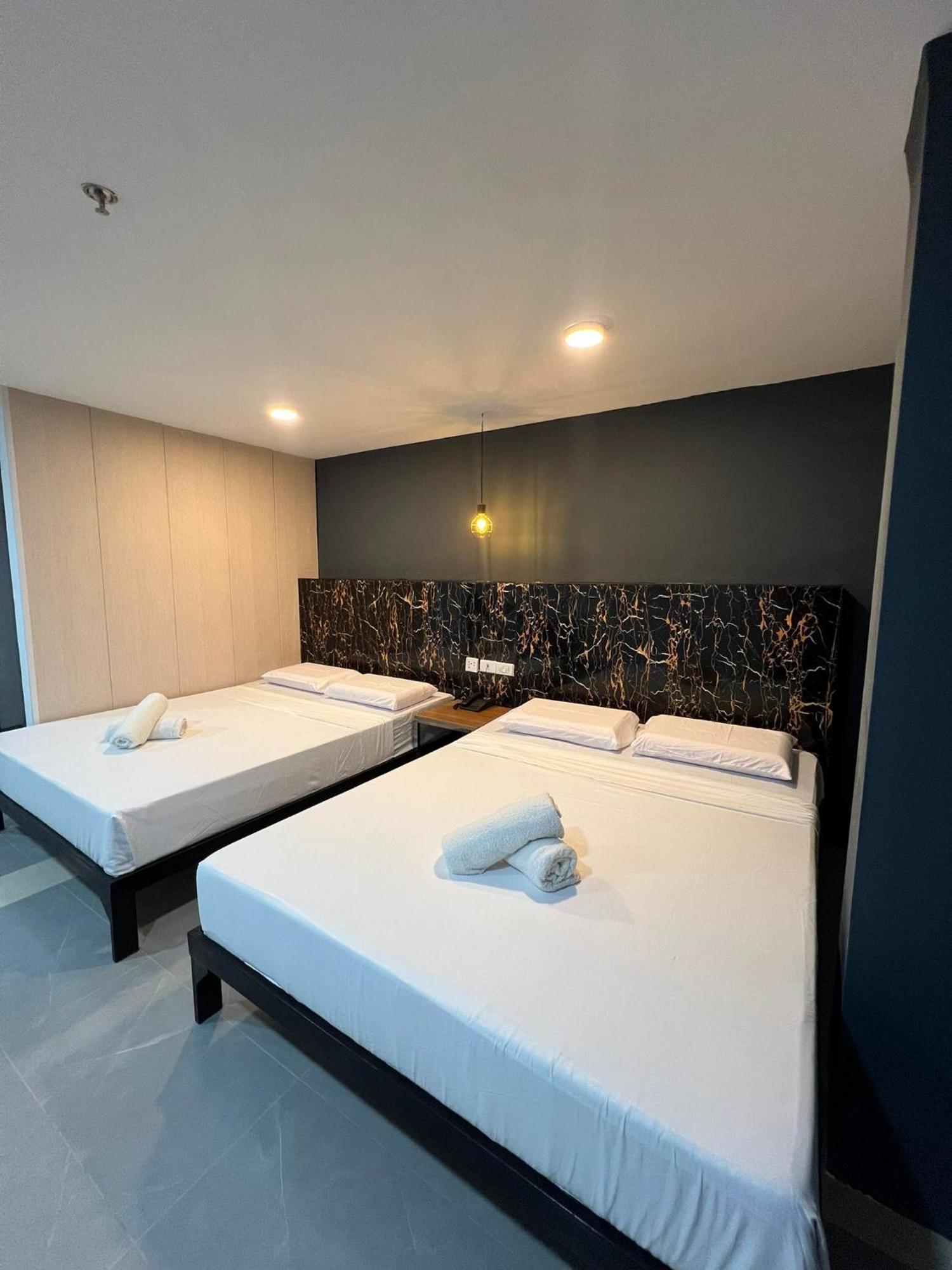 Maine City Residences Tramo Pasay Exteriör bild
